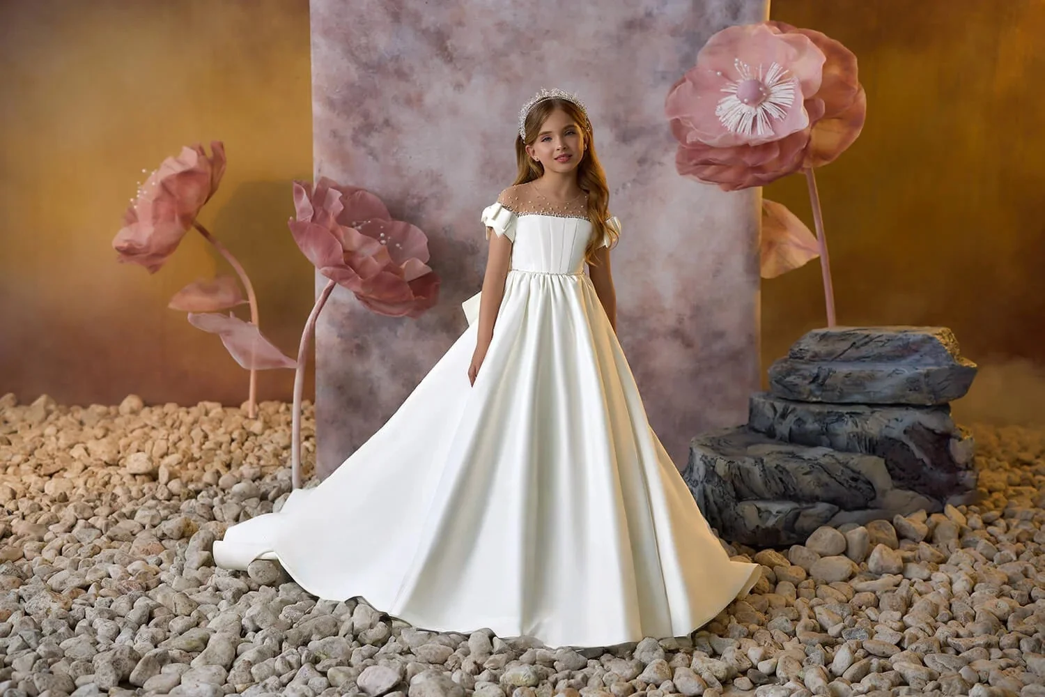 Custom JDY High Off Shoulder Beaded Neck Satin Trailing Flower Girl Dress Wedding Party Gown Birthday Pageant Dress فساتين اطفال