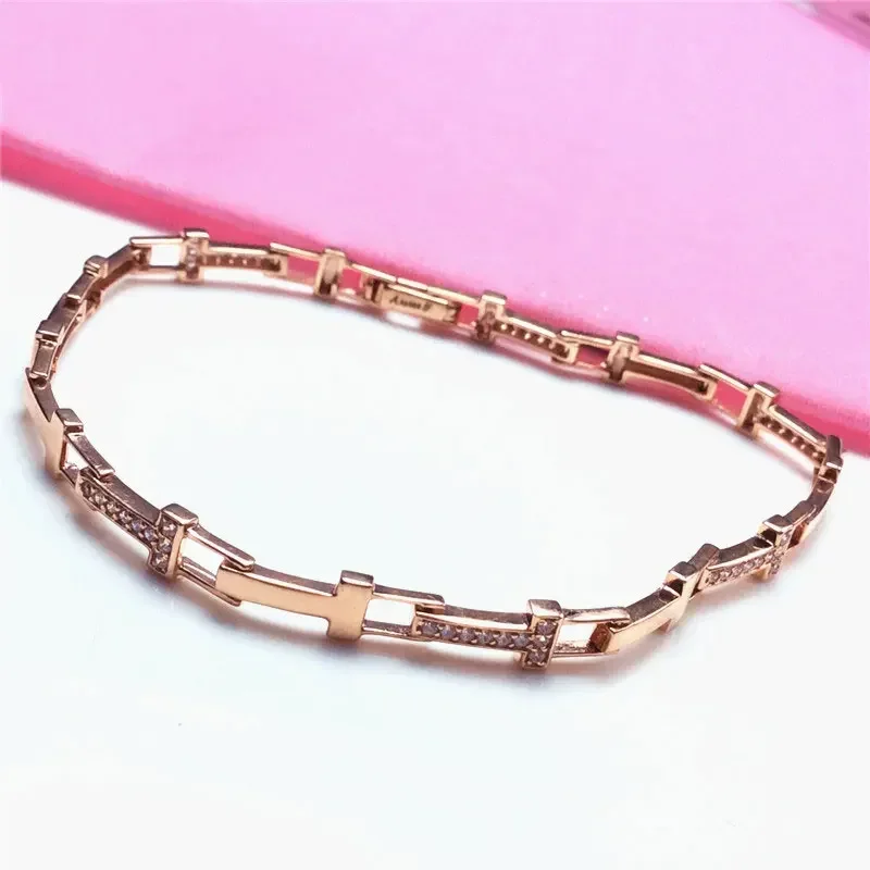 585 Purple Gold Plated 14K Rose Gold Inlaid Crystal Letter T Bracelet for Women Classic Fashion Bangles Wedding Jewelry