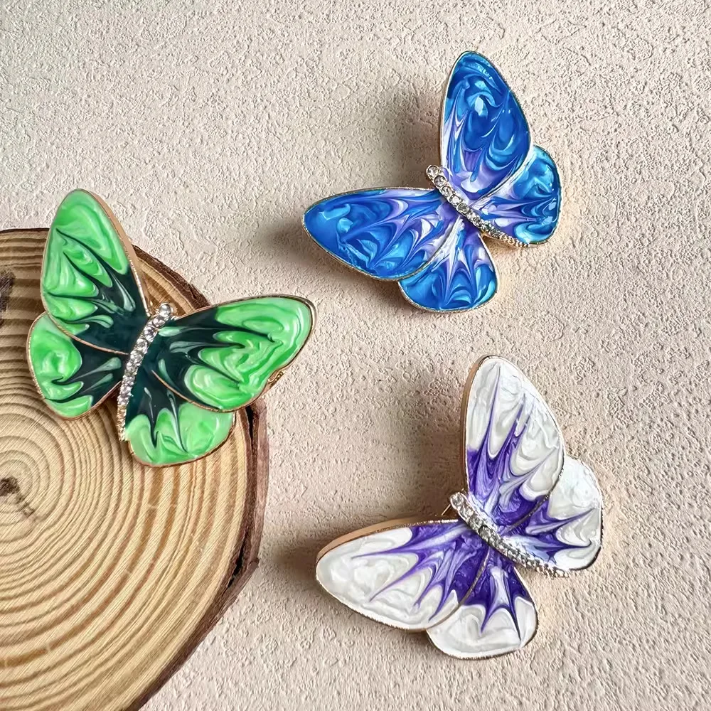 Trend ige Strass Muschel Schmetterling Broschen für Frauen Unisex elegante bunte Insekten Tier Brosche Pins Party feinen Schmuck Geschenke