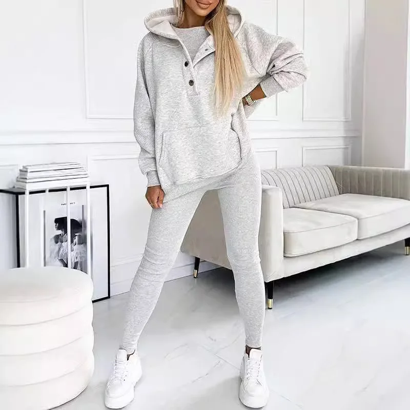 

Популярная женская одежда 2025 года, свитер с капюшоном для спорта и отдыха, утепленный тонкий жилет с резьбой, брюки, комплект из трех предметов