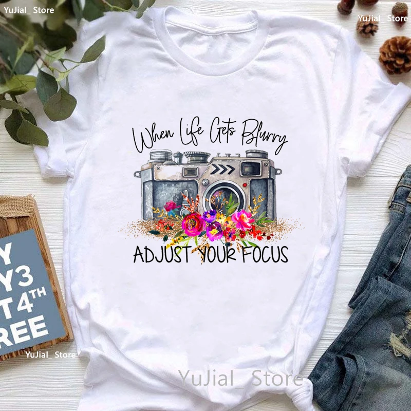 

Watercolor Camera Flowers Print T Shirt Girls Summer Fashion Tops Tee Shirt Femme Cool White Tshirt Women Harajuku Shirt