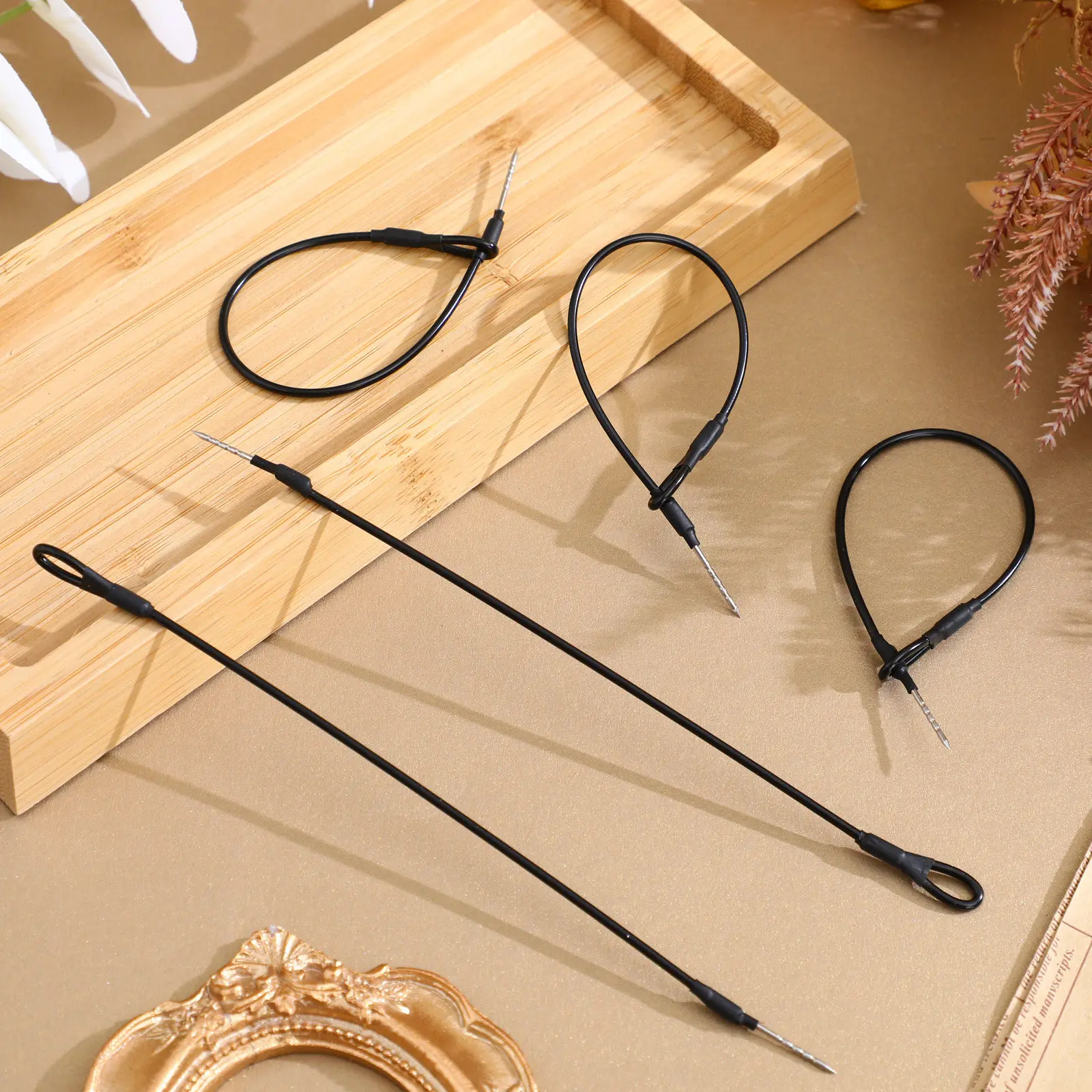 100Pcs Clothes Wire Lanyards Security Loop Cable for Shoe Loss Prevention Compatible Magnetic Buckle