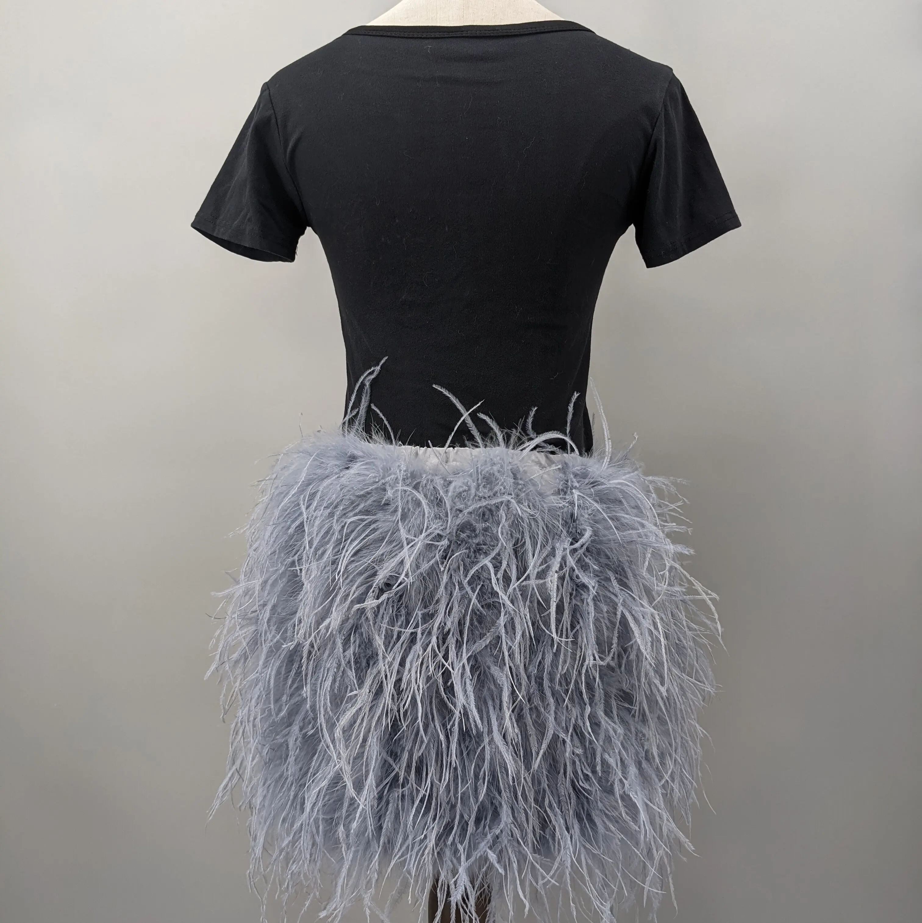 Women Gray Real Ostrich Feather Mini Skirt Elastic Waist Fluffy Short Skirt Y2K Club Festival Party Outfit 22A0602