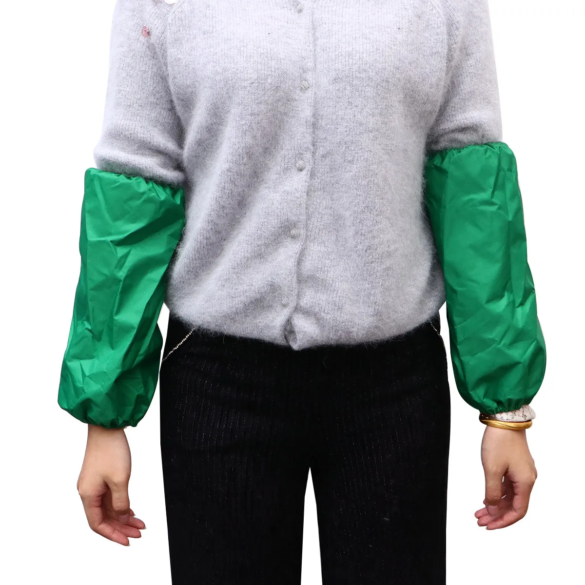 

2 пары водонепроницаемых маслостойких нарукавников с эластичными манжетами, прочные защитные рукава для кухни и уборки, зеленые