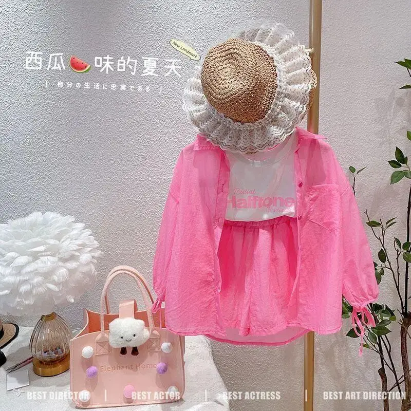 Sommer-Outfit-Set für Mädchen, koreanische Version, neue lockere, bonbonfarbene Jacke für Kinder, T-Shirt-Shorts, Sonnenschutz, 3-teiliges Set