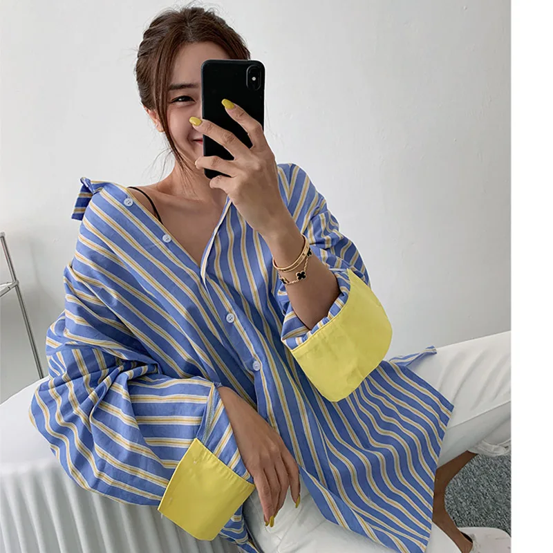 Spring and Autumn Contrast Striped Shirt Women\'s Loose Mid-Length Base Shirt Fashionable Casual Top