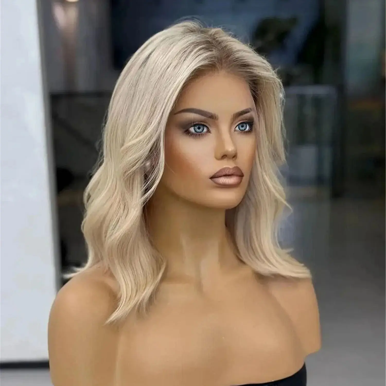 

Женский парик светло-шампань блонд омбре, без клея, длиной до плеч, с небрежными волнами, высококачественный синтетический парик с кружевной основой, термостойкий