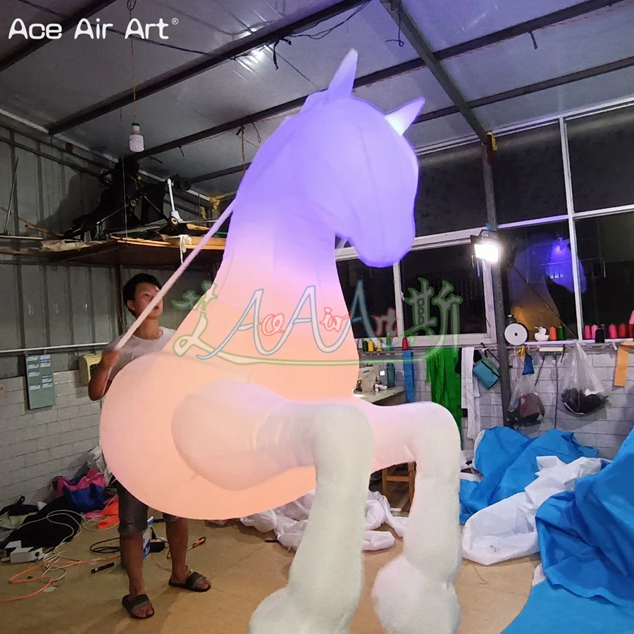 No Battery 2.5mH White Walking LED Inflatable Horse Costume Animal Replica For Parade Event Performances