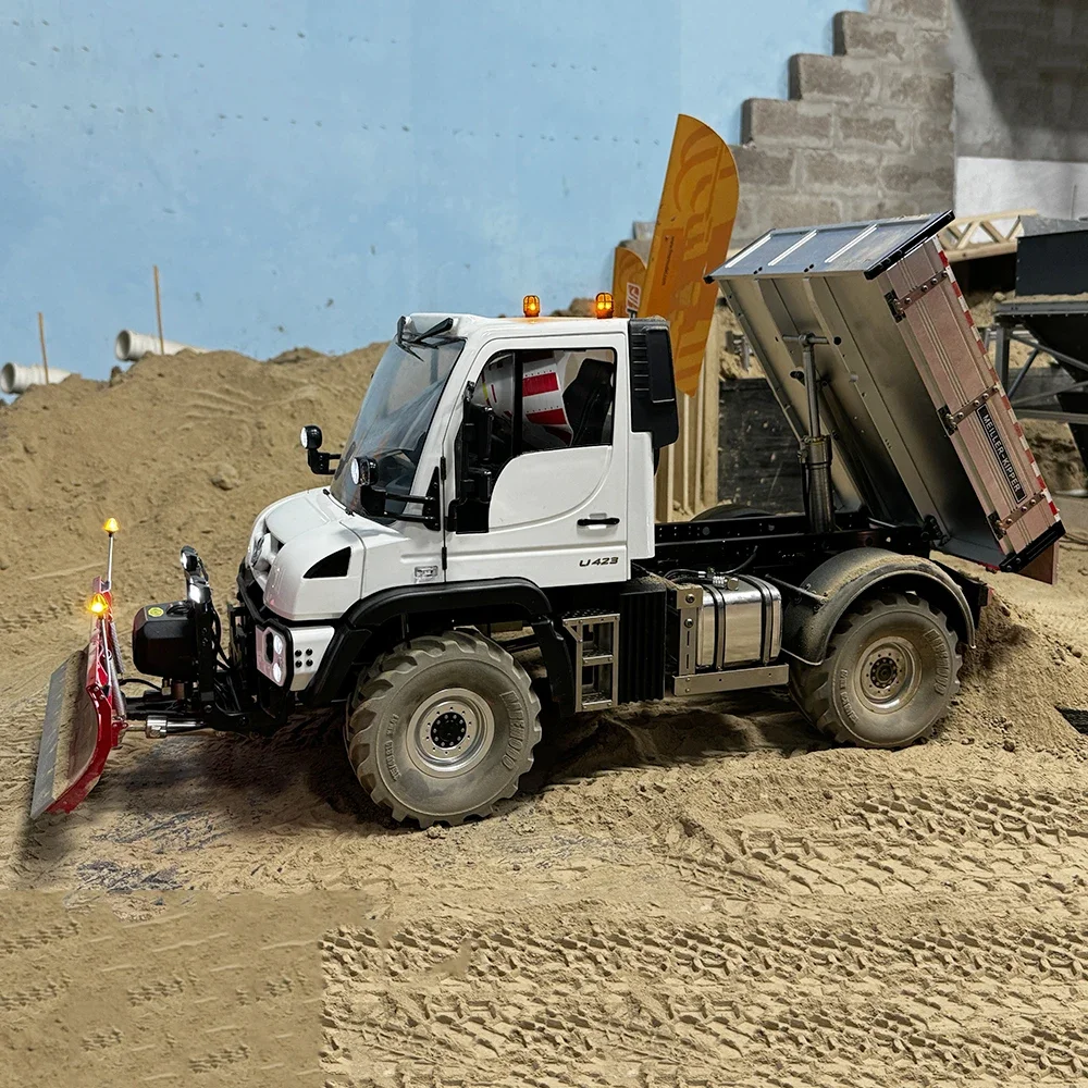 U423 RC Car 1/10 4x4 Hydraulic RC Truck with Snow Shovel Metal Engineering Machinery Model Light Sound System RC Car Boy Toy