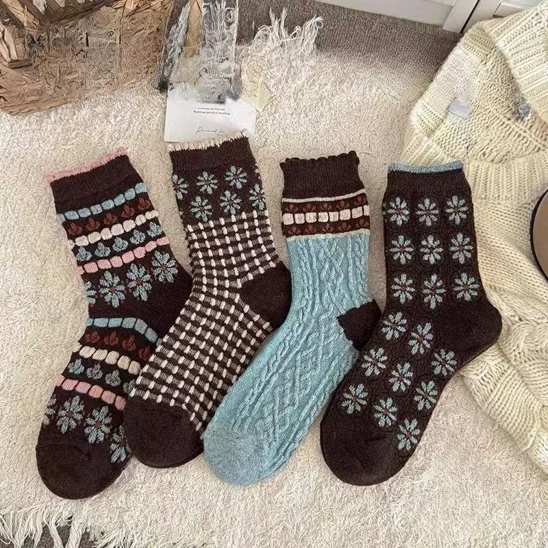 1/4 Paar Retro-Socken in Blau-Braun, atmungsaktiv, rutschfest, für Damen, mit kleiner Blume, absorbieren Schweiß, einfache, lässige Baumwollsocken