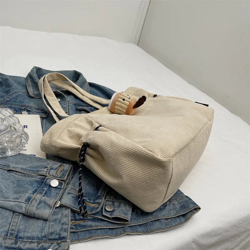 2025 جديد سروال قصير حمل حقيبة المرأة سعة كبيرة مدرسة ركاب حقيبة كتف الحد الأدنى طالب يده محفظة موضة عادية ​