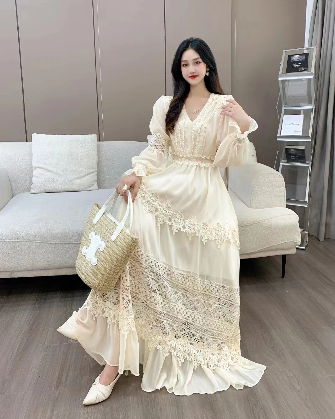 2023 New Spring Autumn Women V-Neck Long Sleeve Slim Long Dress High Quality Elegant Lace Patchwork Big Hem Evening Dress