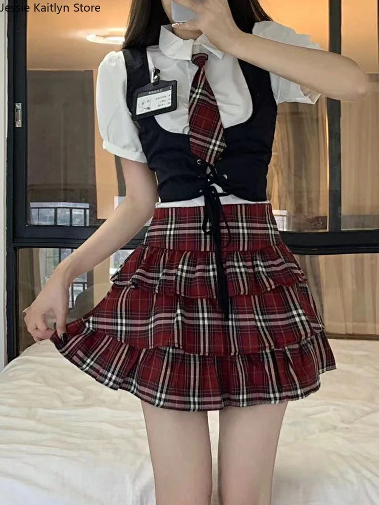 Uniforme japonês de meninas da escola kawaii, estilo coreano, cosplay fofo, uniforme JK, mini colete preto verão e conjuntos de saia xadrez, 2023