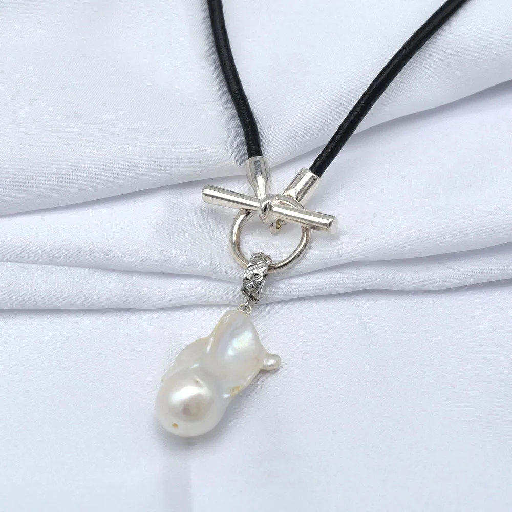 Necklaces for Women White Natural Baroque Large Pearl Pendant OT Buckle Black Leather Necklace Bohemian Pearl Pendant Necklace