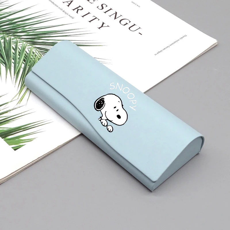 Etui na okulary Snoopys Fashion dla kobiet i mężczyzn, ochronne pudełko na okulary przeciwsłoneczne, unisex, akcesoria, wodoodporne etui na okulary korekcyjne i do czytania.