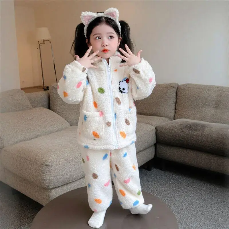 

Sanrio Hello Kitty, осенние пижамы, комплект из двух предметов, зимние топы для девочек, пальто, брюки, детская модная повседневная домашняя одежда с героями мультфильмов в стиле каваи, аниме
