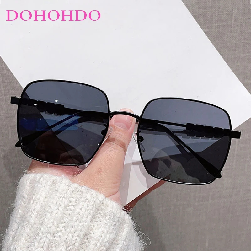

Trendy Metal Square Frame Sunglasses Women Men Luxury Brand Design Outdoor Driving Fishing Sun Glasses UV400 Gafas De Sol Mujer