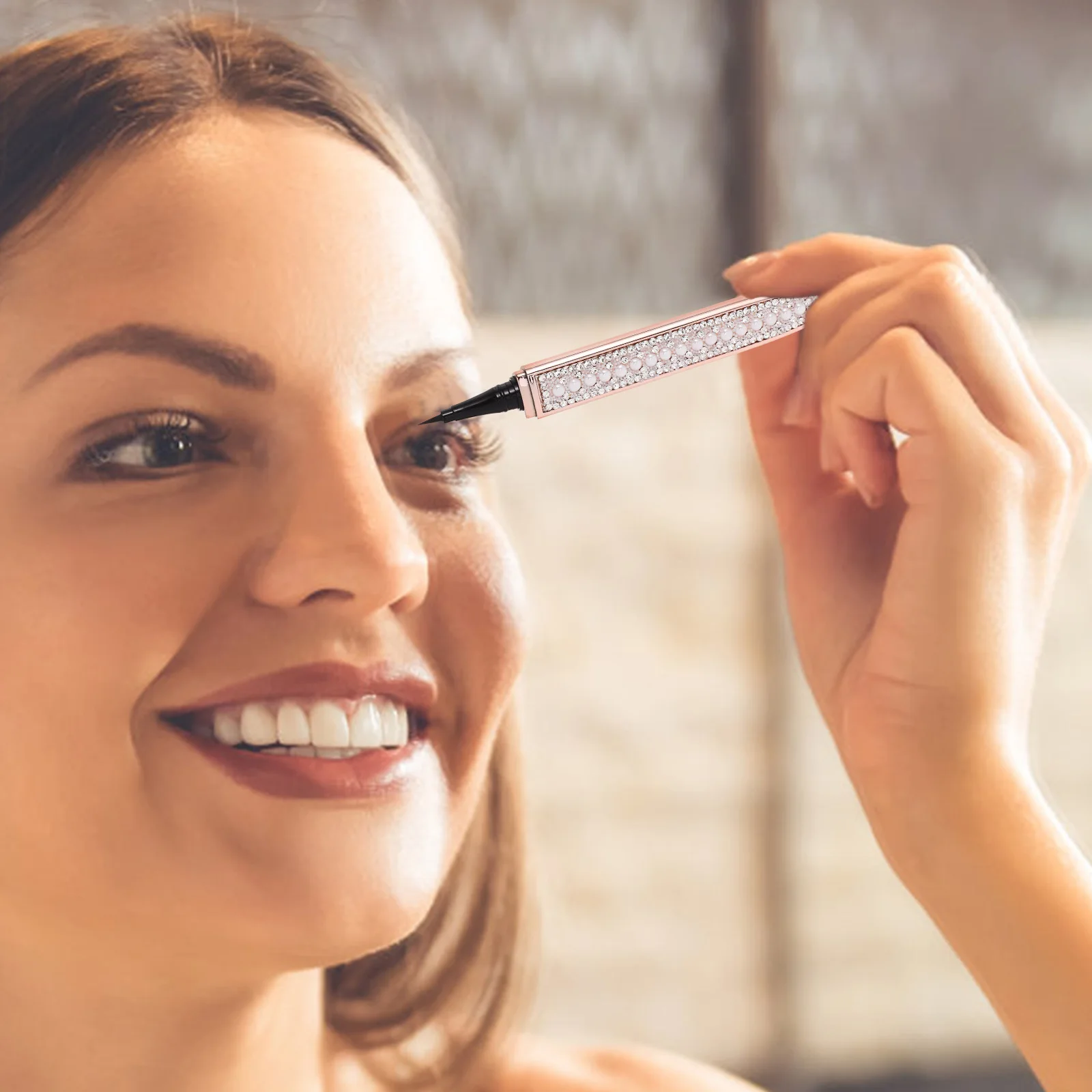 

Eye Liner Pencil Self-Adhesive Sparkling Long- Quick-Dry Non-Staining Makeup Tool For Beginners