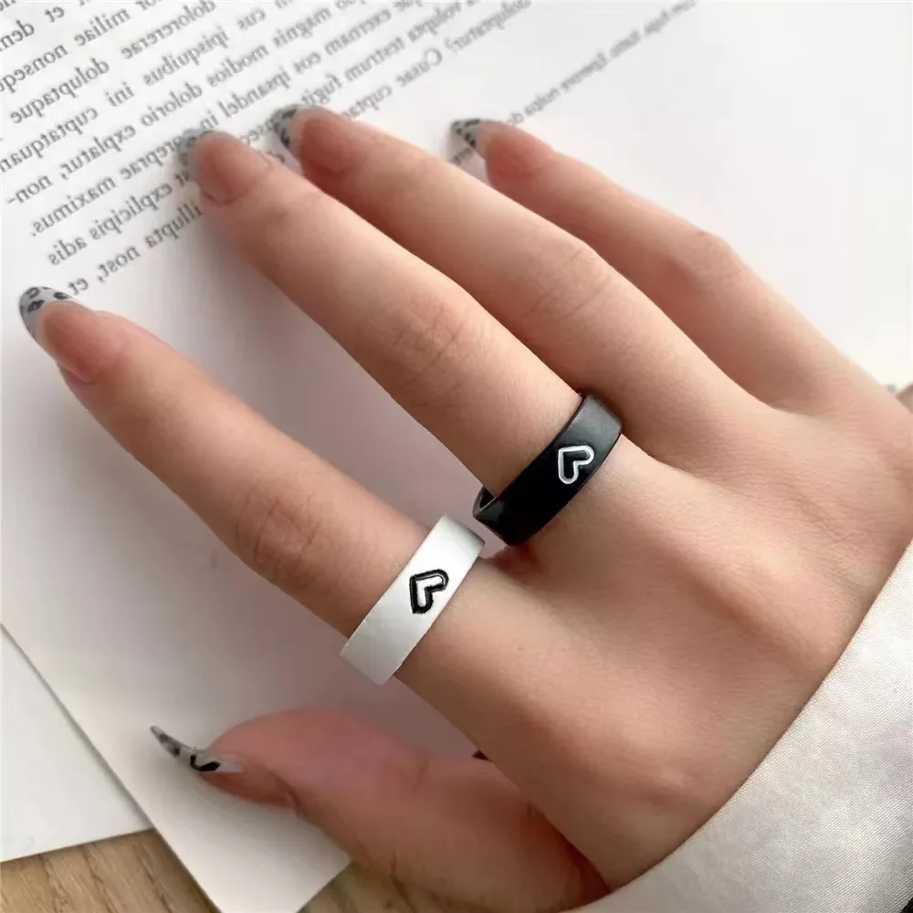 2PCS Cross-Border Minimalist Cute Black White Love Couple Friendship Rings Set