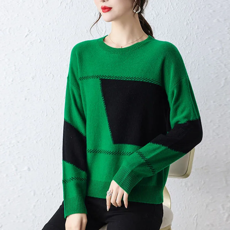 New Autumn/Winter Fashion Round Neck Contrast Color Cashmere Sweater Loose and Versatile Large Foreign Long Sleeve Sweater