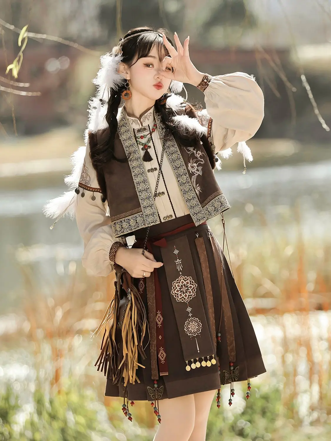 Niche Designer Women Grassland Ethnic Style Ancient Chinese Clothing Women's Clothing Trip Shoot Vest Shirt Mid-Length Dress Set