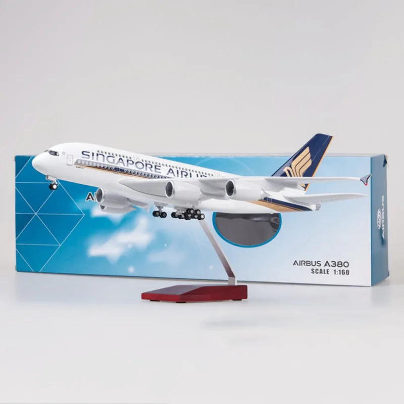 

Масштаб 1/160, 50,5 см, самолет A380, сингапурская модель авиакомпании W, светильник и колесо, литой под давлением пластиковый полимерный самолет для коллекции
