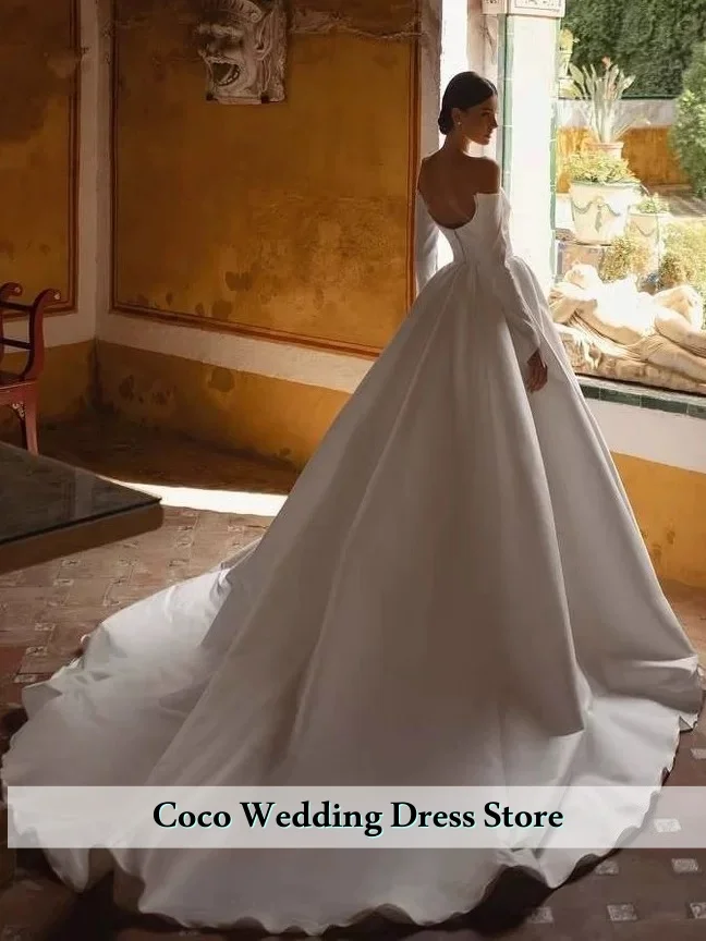 Maßgeschneidertes elegantes Rüschen-Hochzeitskleid, schulterfrei, herzförmig, langärmelig, Korsett, langes Brautkleid, Prinzessin-Brautkleid