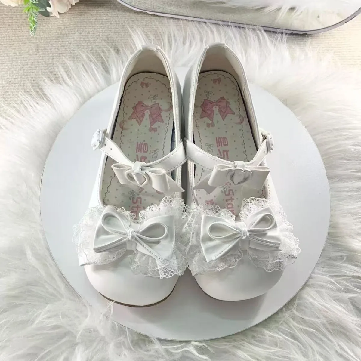 

Women's Lolita Cute Flats - Round Toe Cross Straps Bow Soft Cushioned Insole, Princess Style Shoes for Tea Party & Student Daily