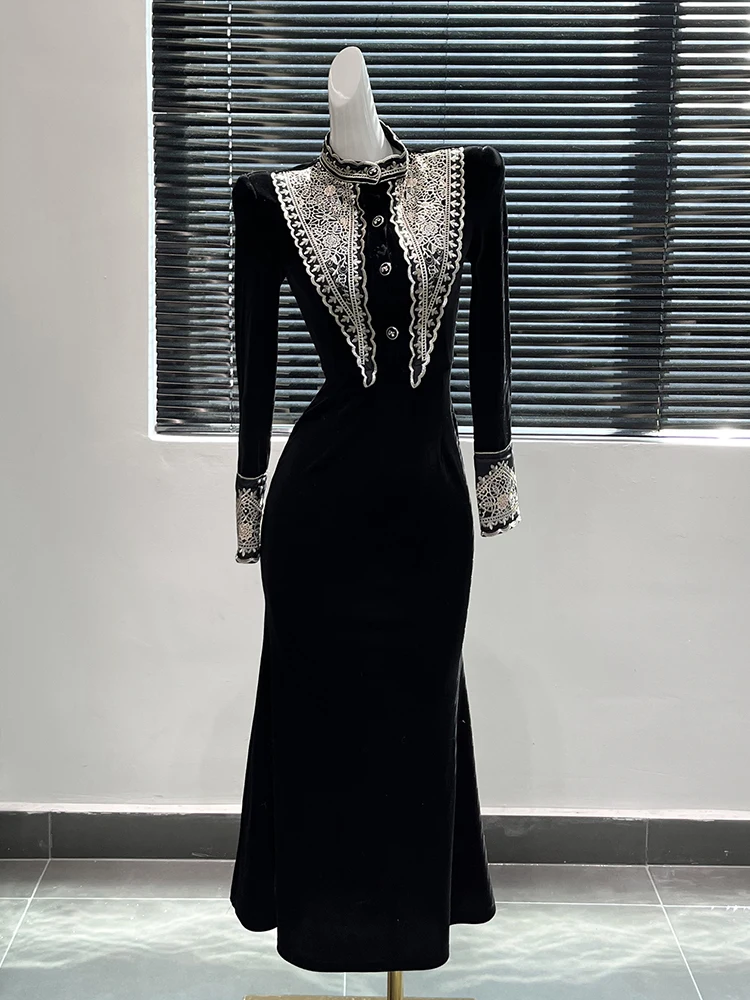 Vintage High-end Black Velvet Dress Embroidered Female Exuding Refined Elegant Temperament Dress Slim Waist Formal Dress