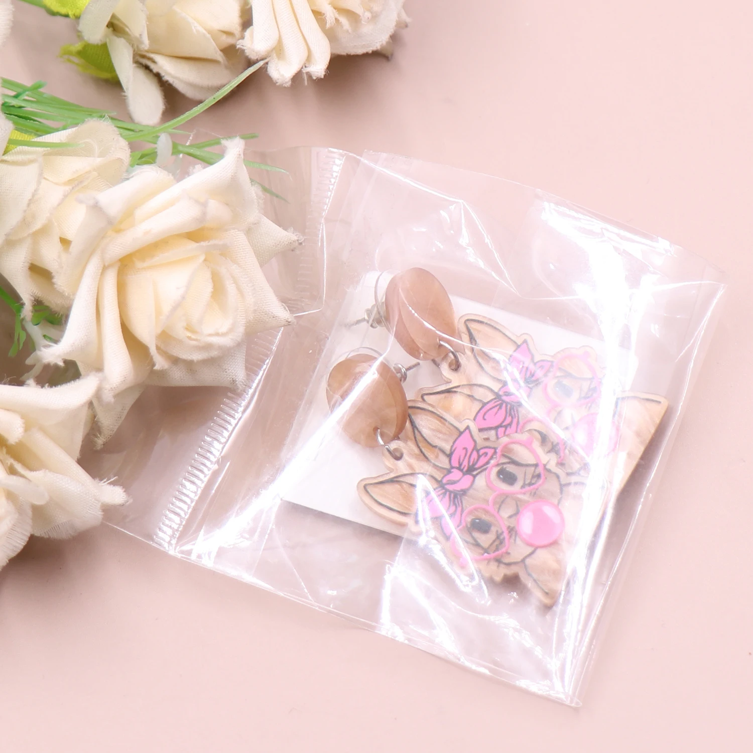 1pair New product CN Drop Cartoon bunny with heart glasses cute Easter Holiday Acrylic earrings Jewelry for women