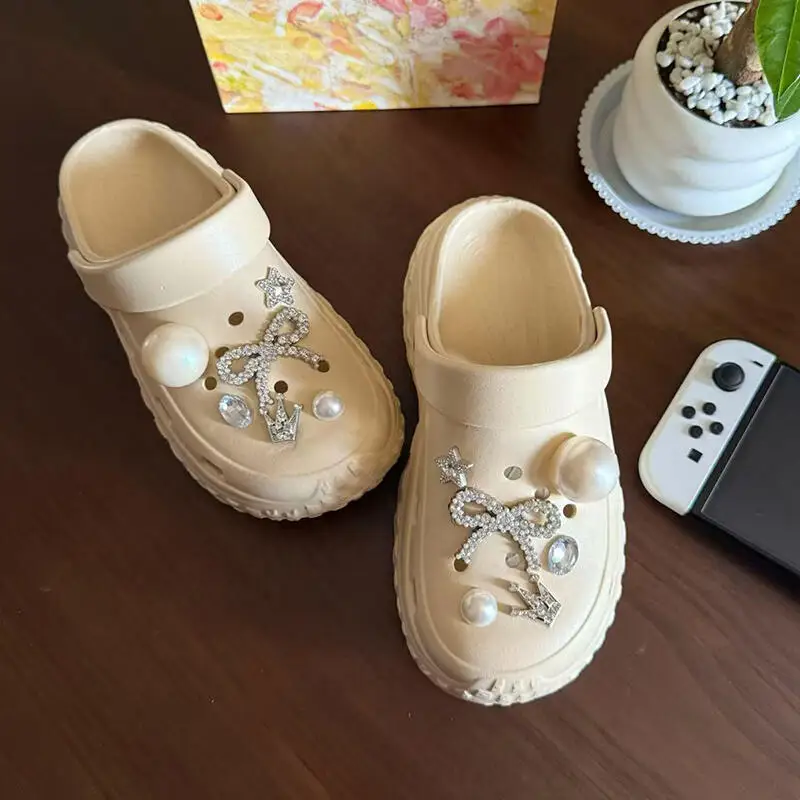 Elegant Pearl Decorat Clogs Accessories Women Summer 2026 Luxury Rhinestore Bowknot Shoes Charms Set Woman DIY Shoes Decorations