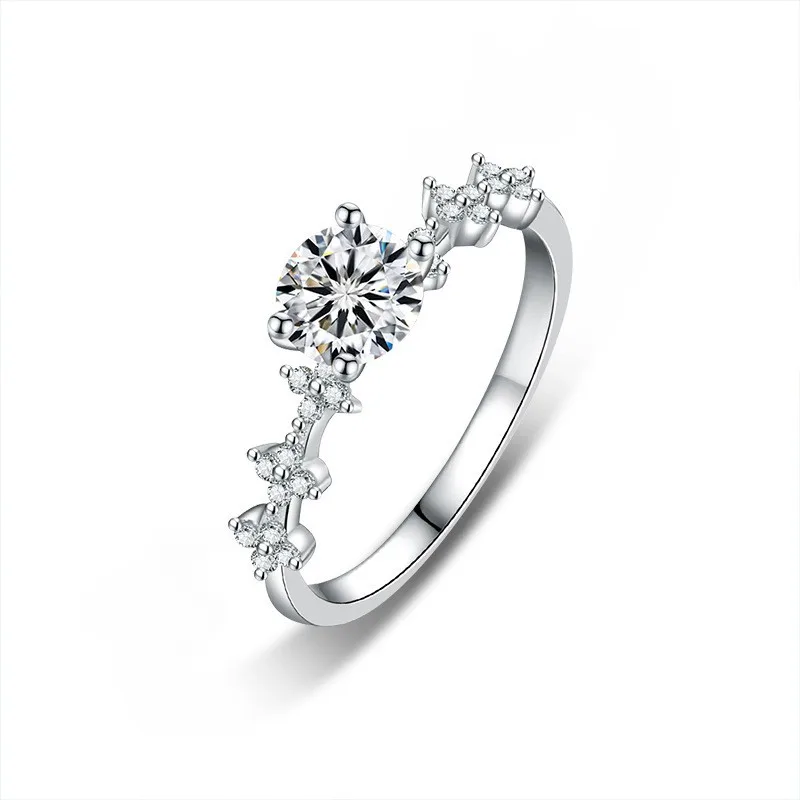 

ZFSILVER Silver 925 Fashion Trend Classic Design Moissanite Luxury Crown Clover Ring For Charm Women Wedding Jewelry Gift XJZ070