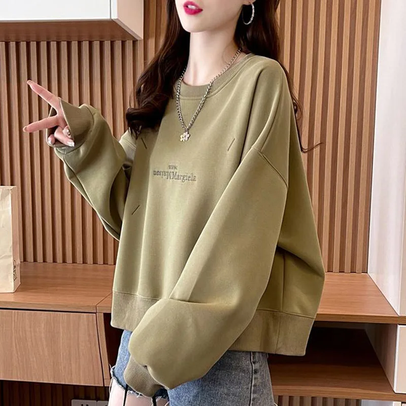 New Autumn Fashion Trend Design Sense Solid Color Loose Reducing Age Round Neck Versatile Casual and Simple Women\'s Sweater