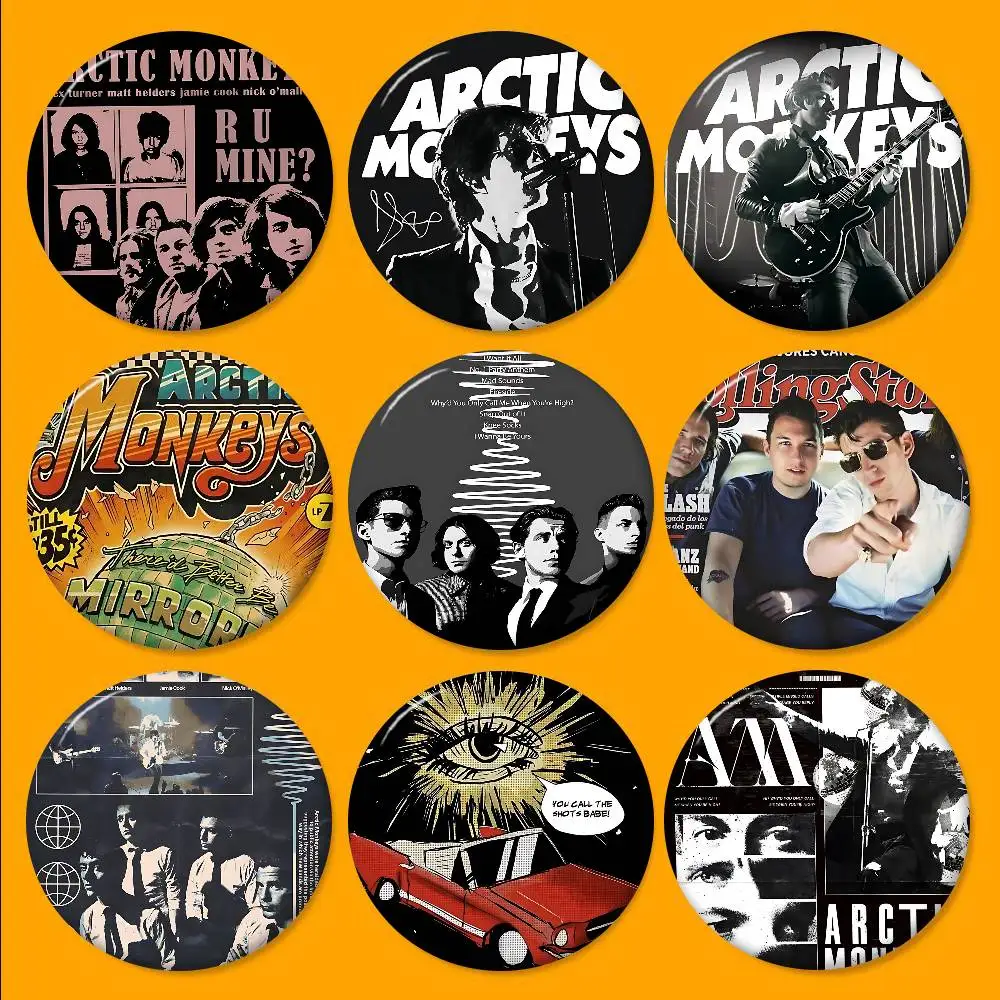 Classic Popular A-ArcticS M-Monkey Band Creative Pins Funny Smiley Faces Round Snap-in Brooch Badge Backpack Hat Jewelry Gifts
