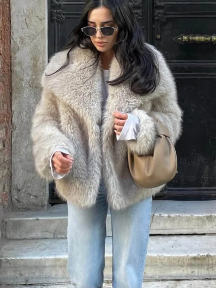 Fashion Cropped Faux Fur Jacket Coat Women 2024 Autumn Winter New Long Sleeve Outerwear Female Chic Lapel Collar Warm Thick Coat