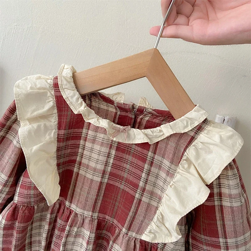 2025 New Autumn Newborn Baby Girls Bodysuits Long Sleeved Cotton Grid Infant Baby Girls Jumpsuit 0-24M Children Clothes 3
