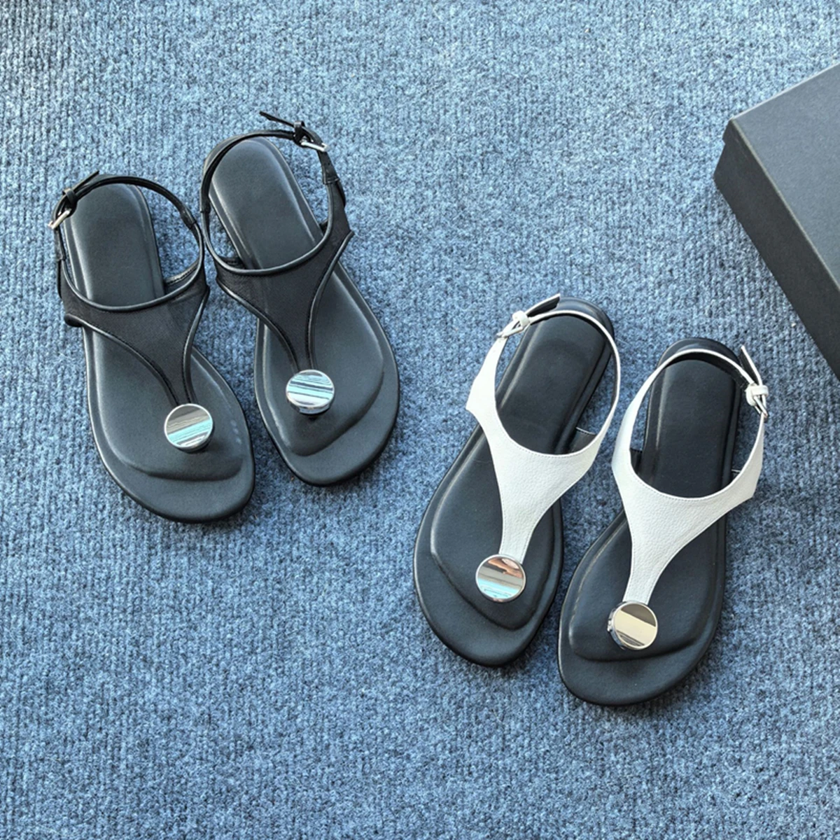 

Maxdutti Minimalist Summer Genuine Leather Flat Open Toe Sandals French Lazy Vacation Versatile Retro Sandals Shoes Women