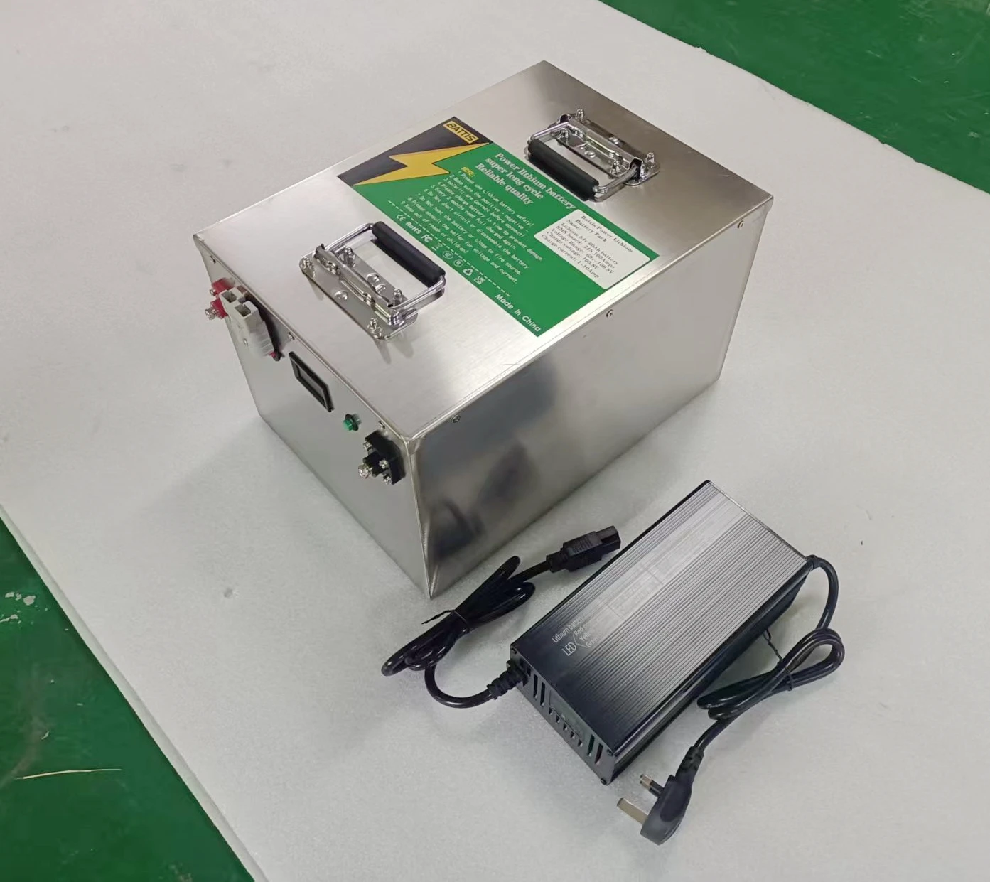 24V Lifepo4 100-1000ah lithium iron phosphate battery: RV/yacht/backup power supply, seamless adaptation to multiple scenarios