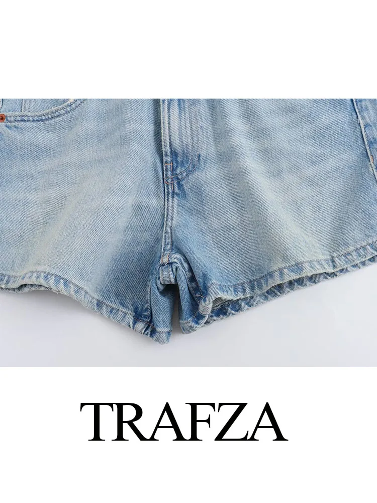 Trafza ชุดเอี๊ยมยีนส์ผู้หญิงฤดูร้อนแฟชั่นสีทึบแขนสั้นคอวีกระเป๋าตกแต่งชุดจั๊มสูทสั้นกระดุมแถวเดียว