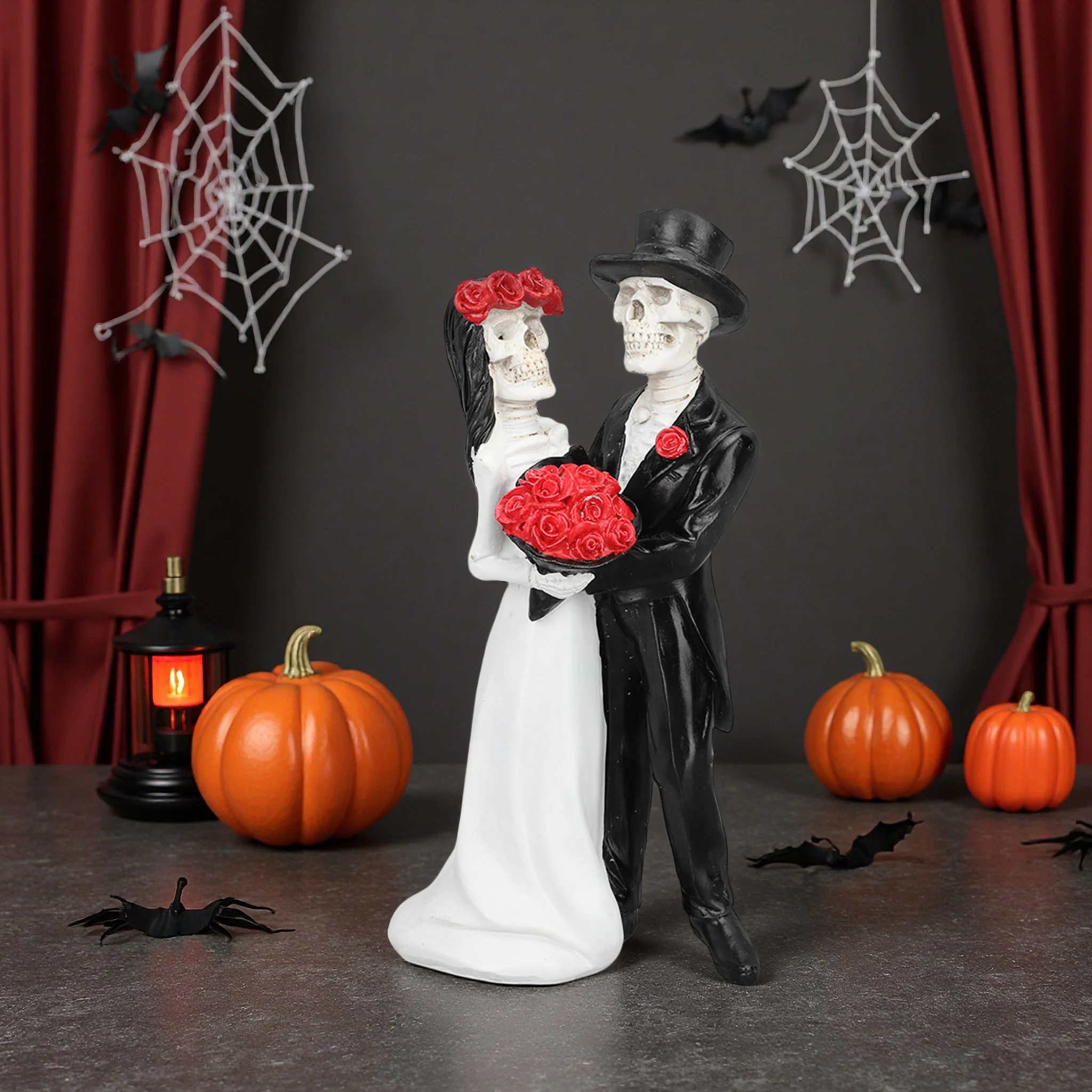

2025 Halloween Decorotion Resin Skull Ornament Skeleton Bride Groom Couple Figurine Skull Statue Desktop Decor for Home