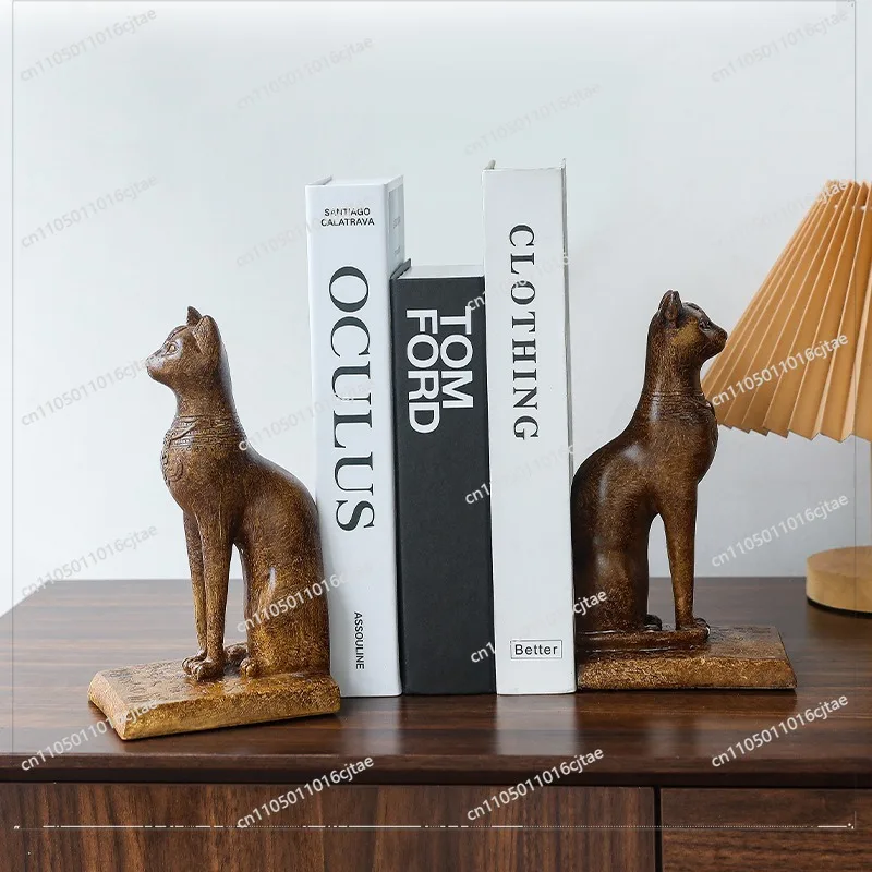 Retro Home Ornament Study Office Desktop Decoration Projector Movie Bookend Bookshelf Creative