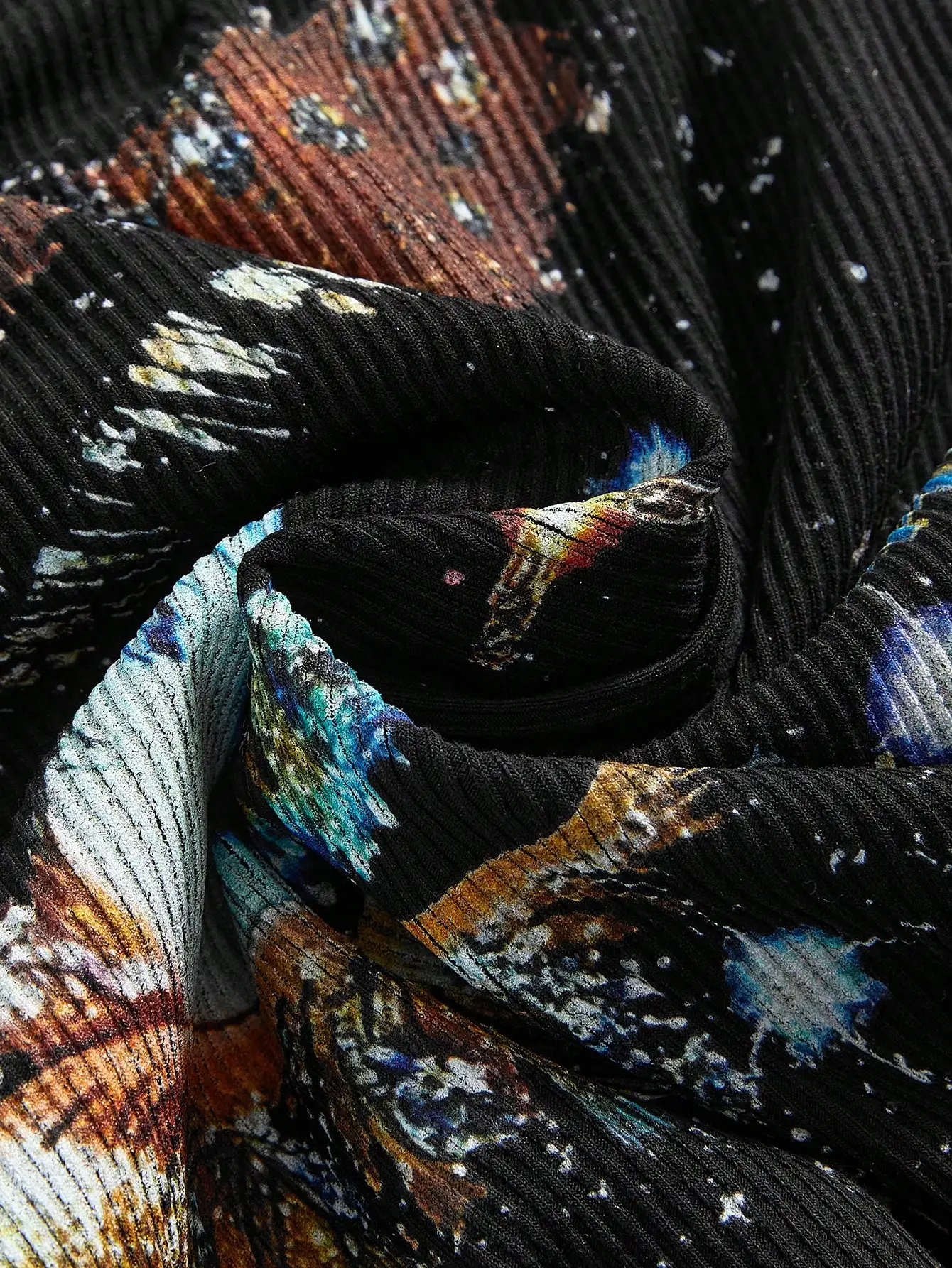 Zwarte geribbelde bodycon tankjurk met kosmische oogprint en stervormige rivets