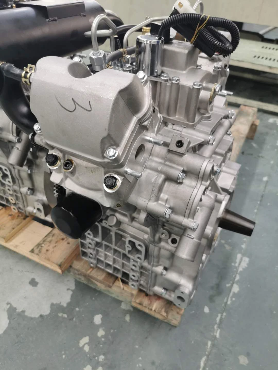 Twin cylinder diesel water-cooled engine 2V80 KDE12STA3 engine 10KW generator engine