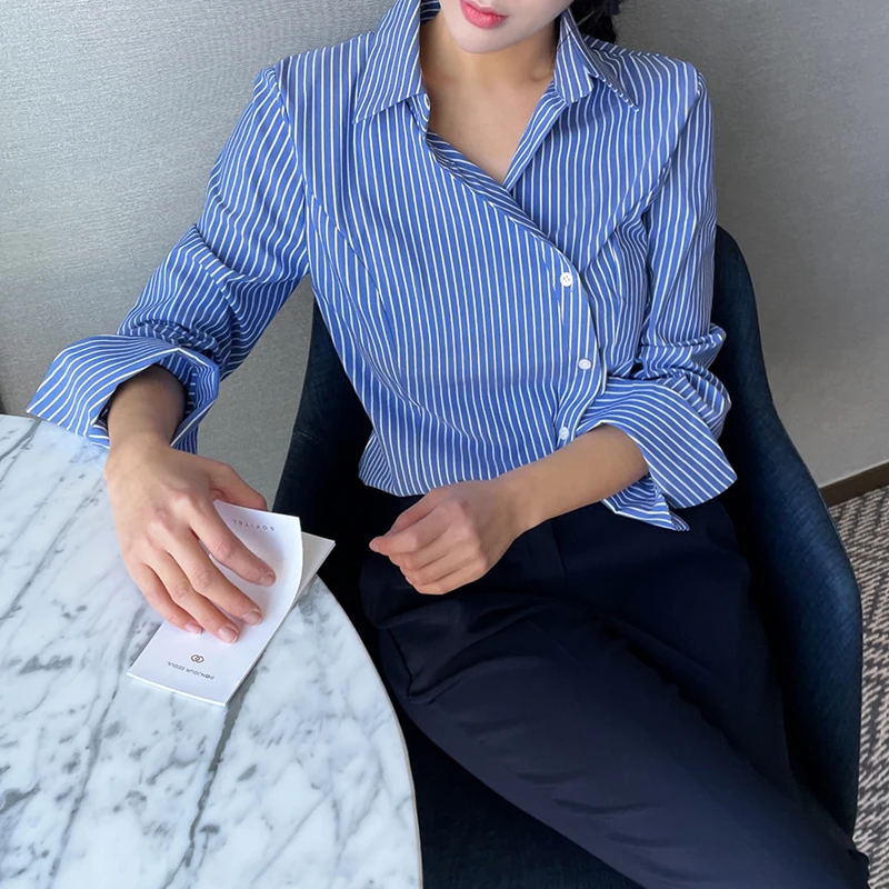 

Женская повседневная модная кофта Slim Fit в полоску с длинным рукавом в корейском стиле, асимметричная, для весны, осени и зимы, как нижний слой одежды