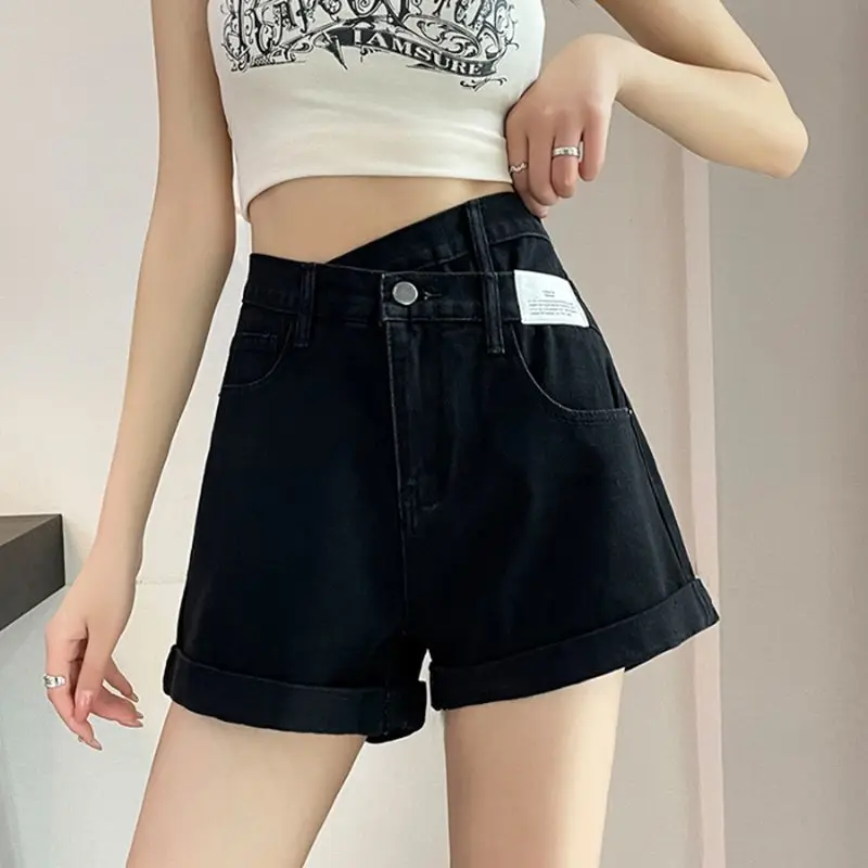 

2026 Summer High-Waisted Rolled Hem Denim Shorts for Women, New Loose Slimming A-Line Design Trendy Denim Hot Pants