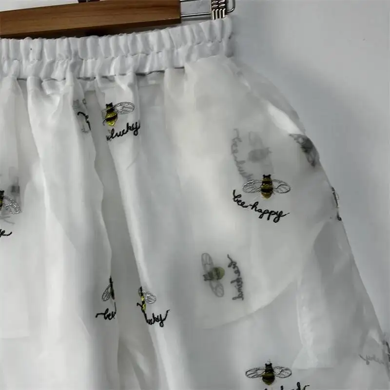Bee Embroidery Sheer Organza Male Shorts Elastic Waist Loose Tailored Niche Soft Street Daily Casual Bottom Layer G67U