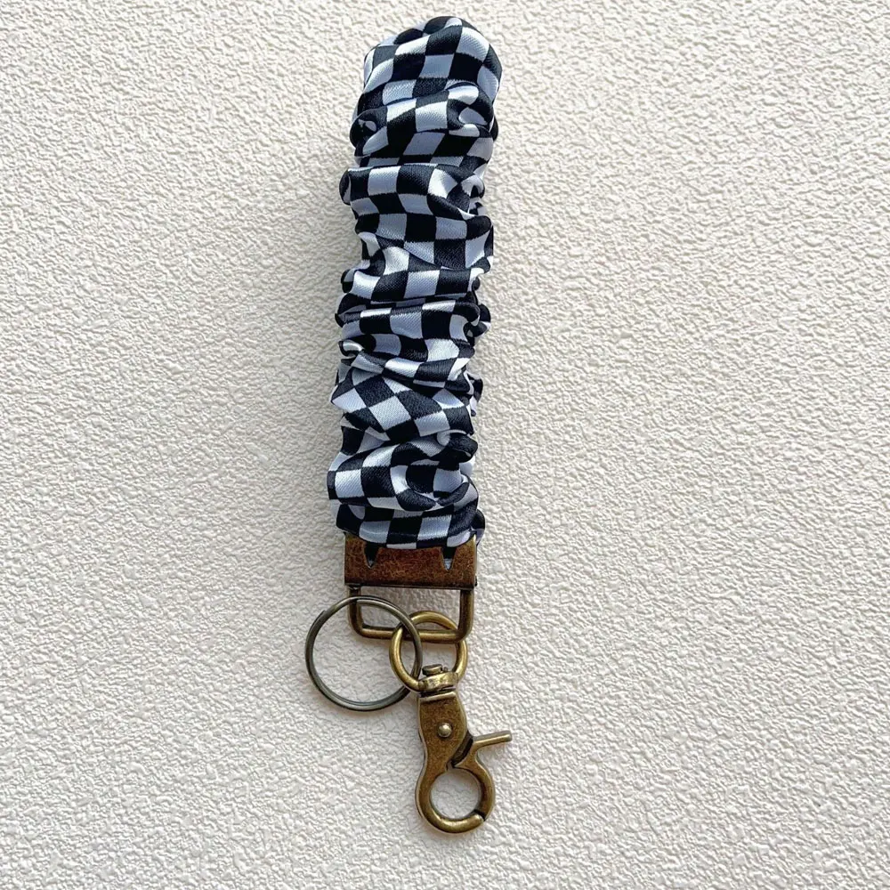 Women's Wristlet Keychain, Hair Tie Bracelet Key Ring, with Clip, Elastic Wristlet, Car Keychain, Black and White Checkered Pattern, Daisy Pattern, Striped Pattern Gifts for Women, Keychain Wristlet, Gifts for Women