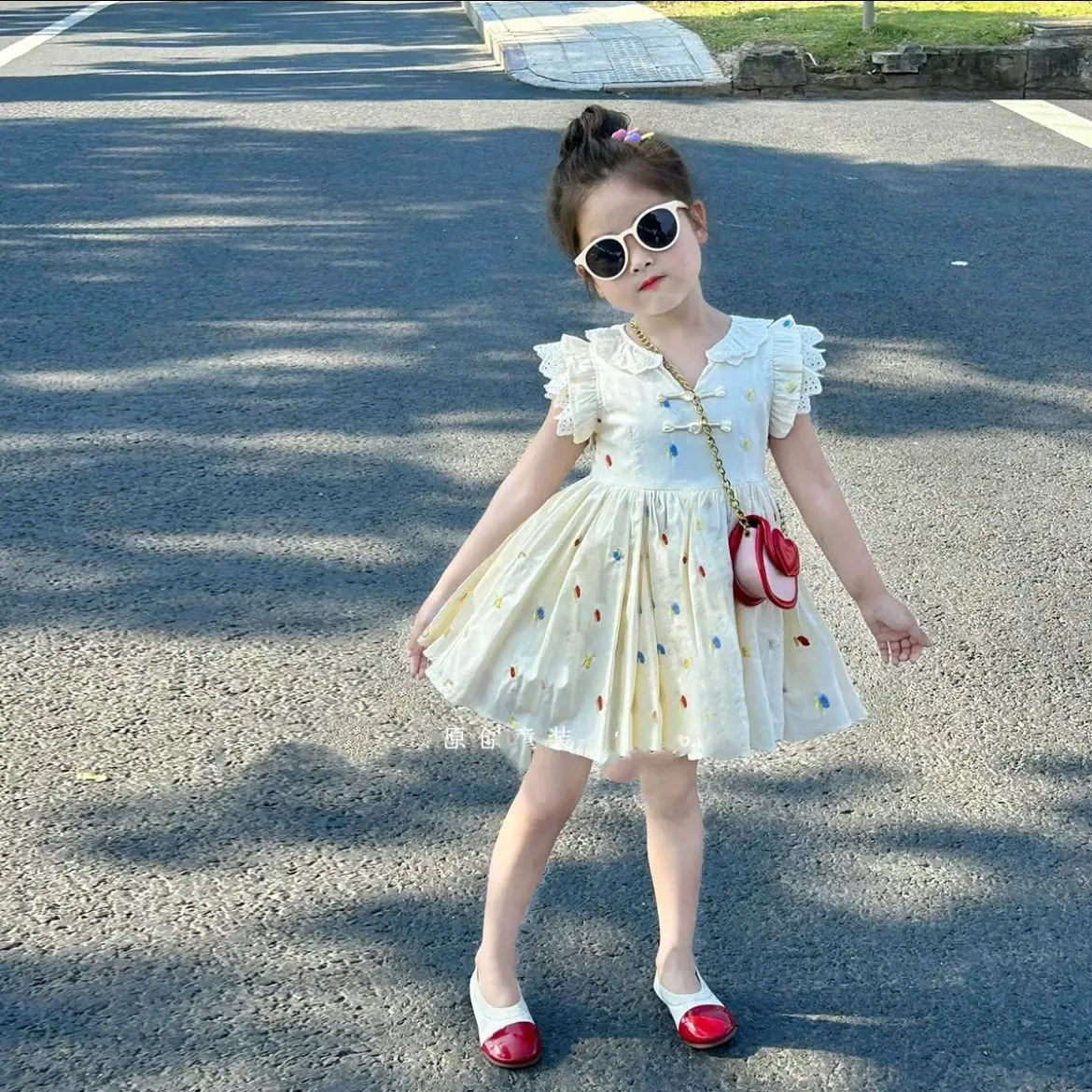 

Girl's Little Flying Sleeve Dress 2025 Summer Children's New Chinese Embroidered Small Fragrant Sweet Dress