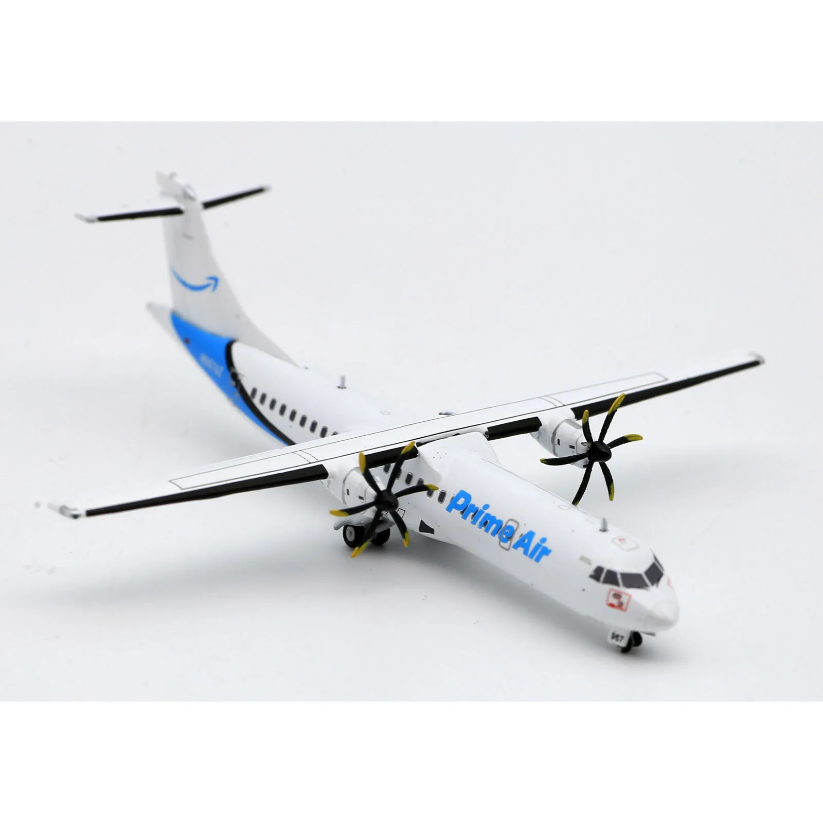 XX4500 Alloy Collectible Plane Gift JC Wings 1:400 Amazon Prime ATR 72-500F Diecast Aircraft Model N967AZ