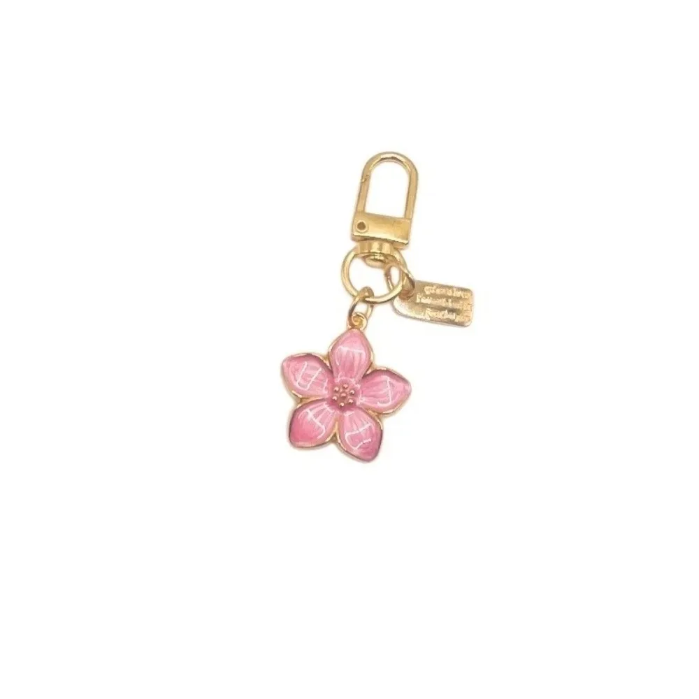 Schlüsselanhänger Niedlicher Birnenblüten-Schlüsselanhänger Ornamente Mini-Blumenanhänger Süßer Kirschblüten-Schlüsselanhänger Rucksack-Accessoire – Detail 11